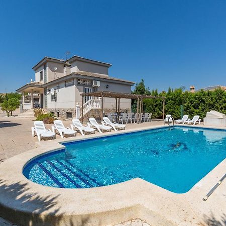 Fidalsa Grand White House Villa Tangel Luaran gambar