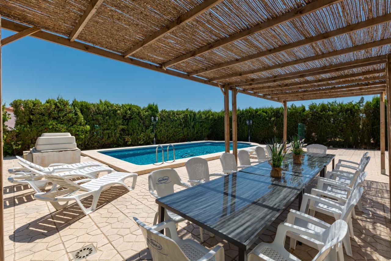 Fidalsa Grand White House Villa Tangel Luaran gambar