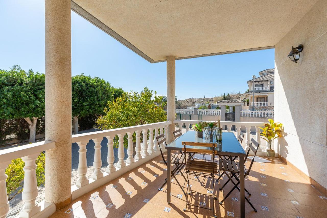 Fidalsa Grand White House Villa Tangel Luaran gambar