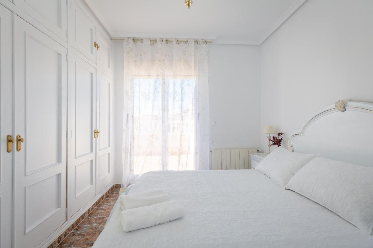 Fidalsa Grand White House Villa Tangel Luaran gambar