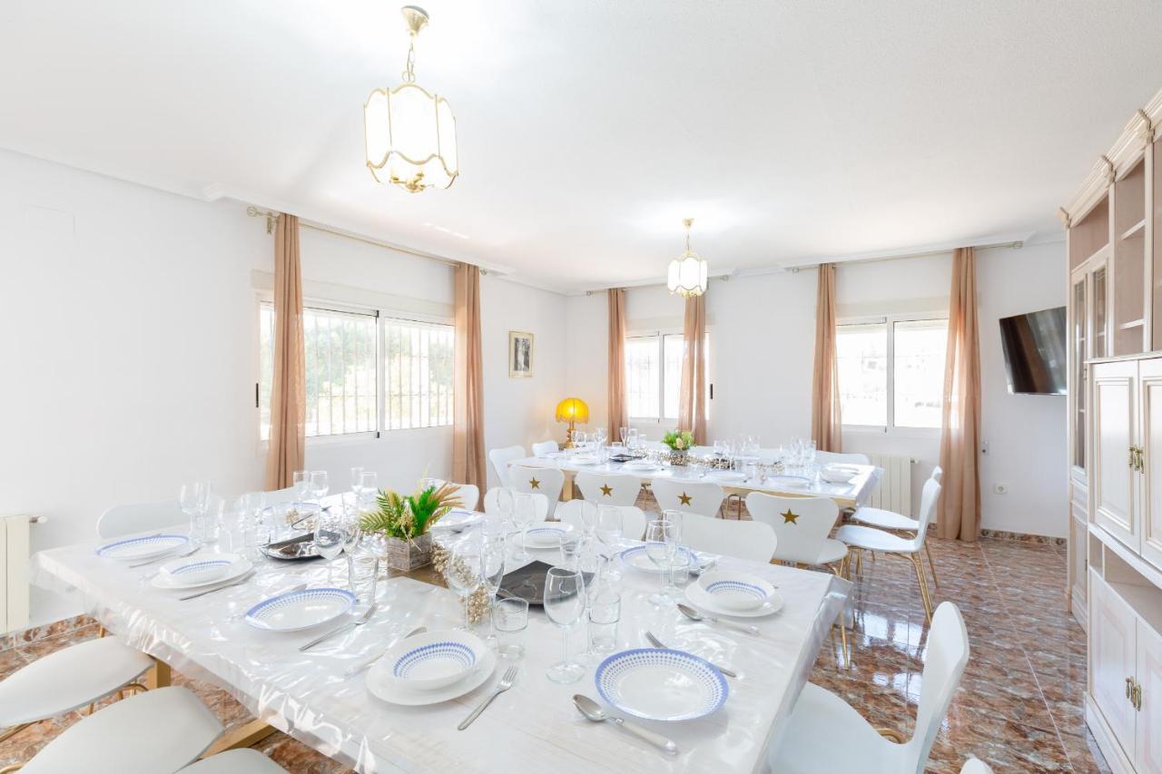 Fidalsa Grand White House Villa Tangel Luaran gambar